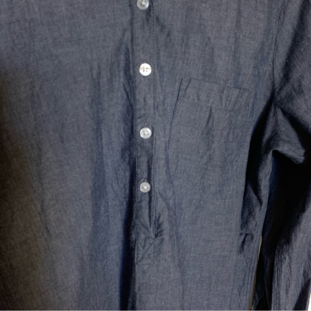 ⚡️3 for 25⚡️ Véro Navy Chambray Button Front Blouse Women’s Large Office Casual - Picture 2 of 4